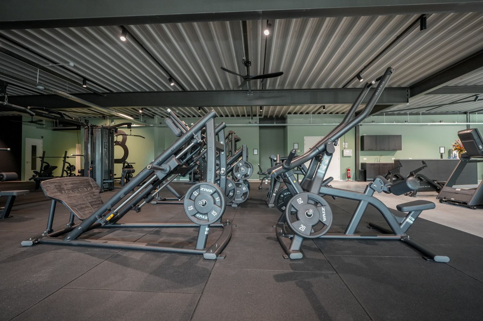 WhatsApp Image 2025-09-17 at 22.02.13 (11)