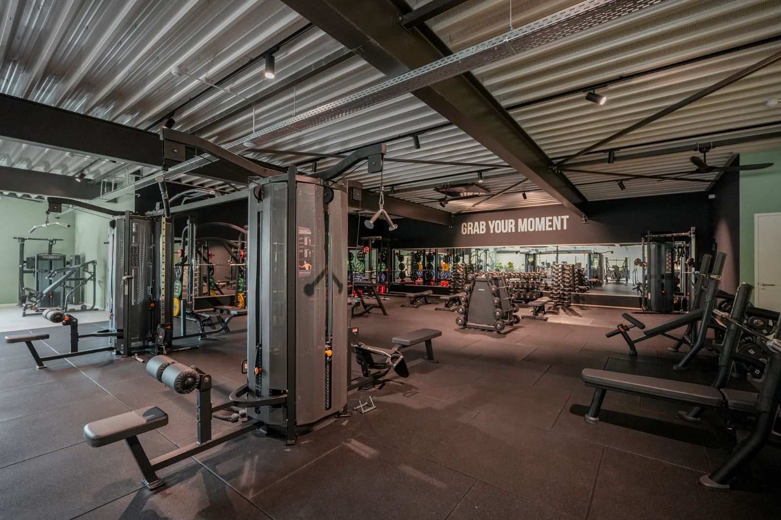 WhatsApp Image 2025-09-17 at 22.02.16 (4)