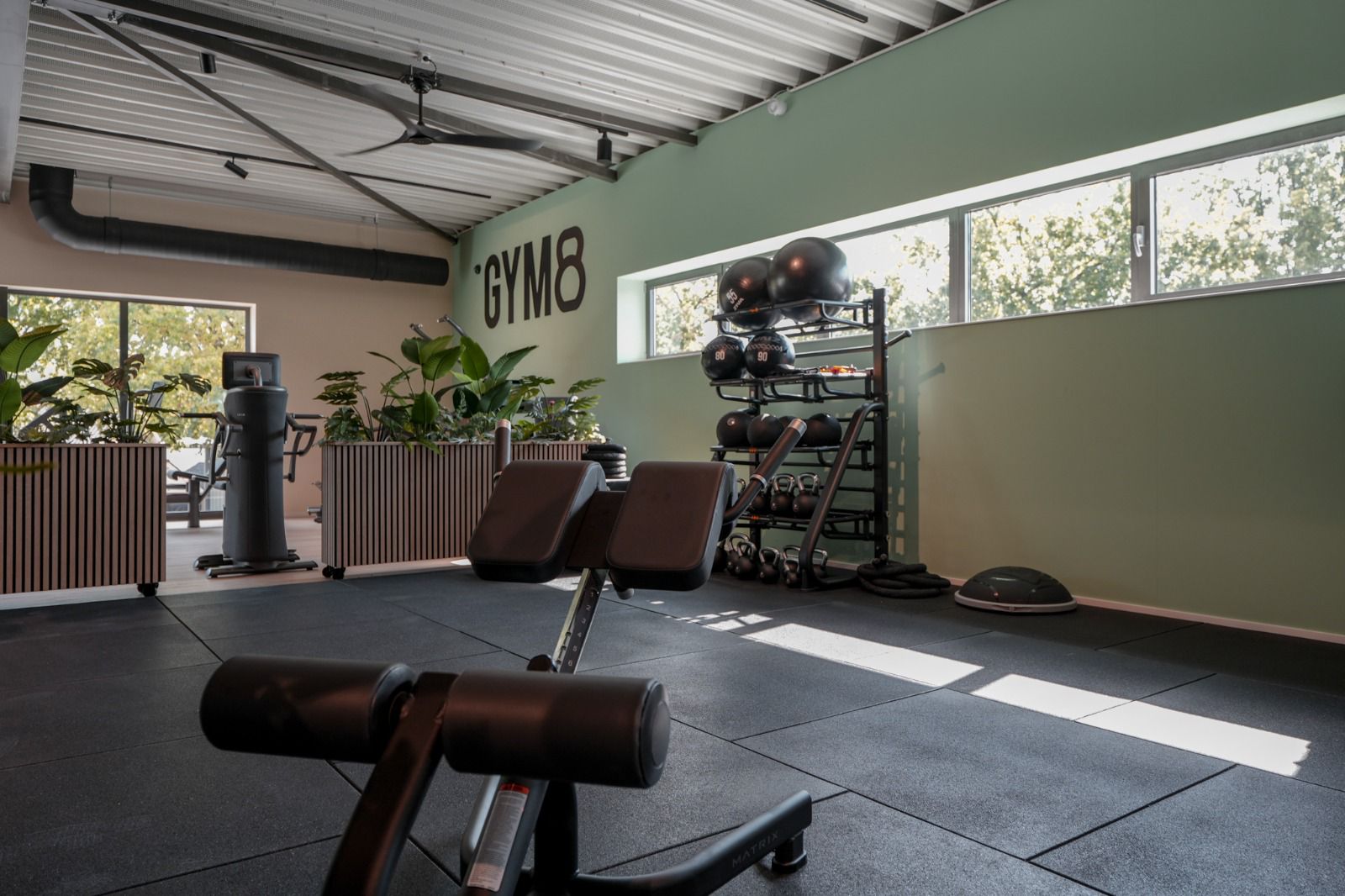 WhatsApp Image 2025-09-17 at 22.02.16 (8)